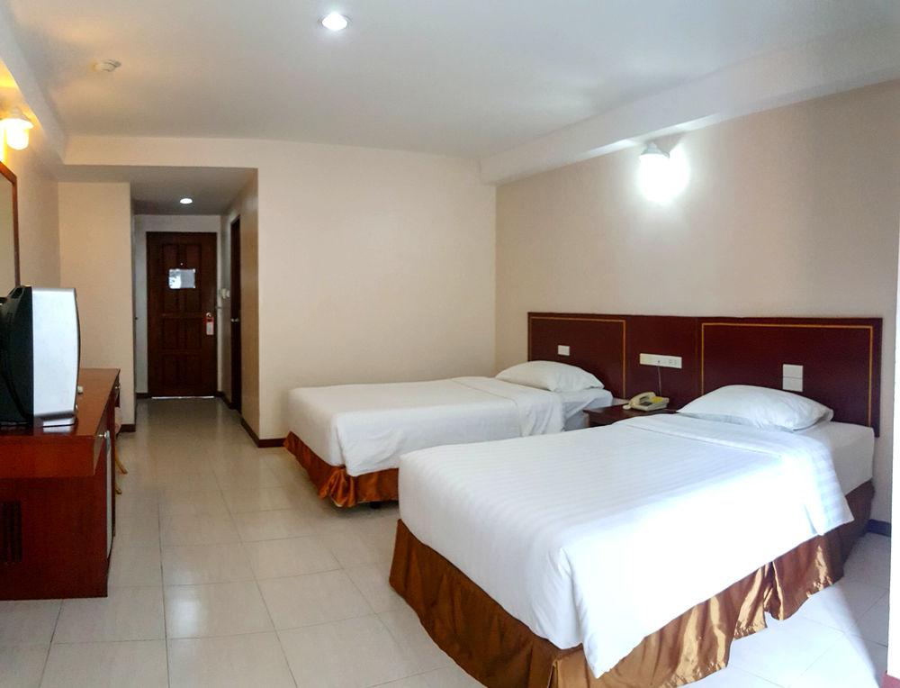 Eastiny Place Hotel Pattaya Exterior photo