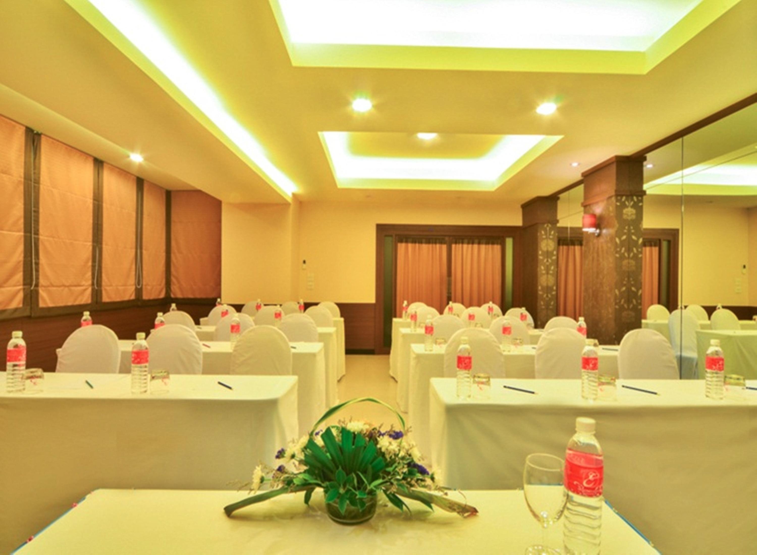 Eastiny Place Hotel Pattaya Exterior photo
