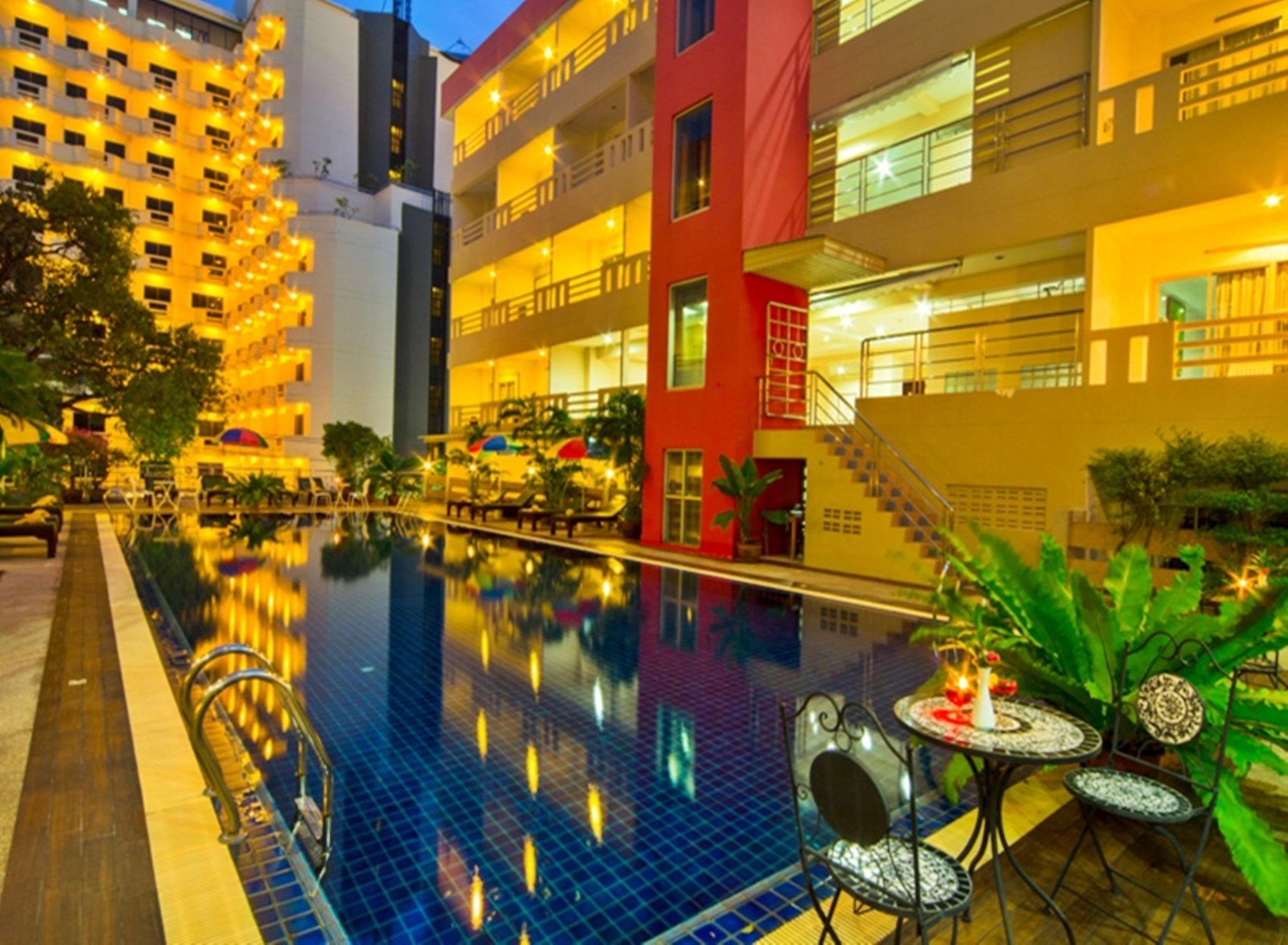 Eastiny Place Hotel Pattaya Exterior photo